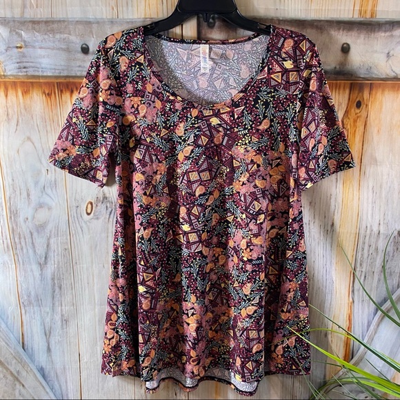LuLaRoe Tops - NWOT Lularoe Short Sleeve T-Shirt Loose “Tent” Fit XS